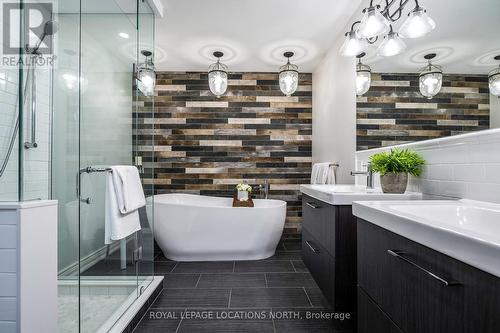 7 Purple Hill Lane, Clearview, ON - Indoor Photo Showing Bathroom