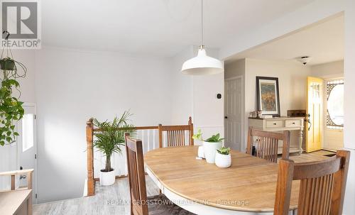 47 Lakeshore Road W, Oro-Medonte, ON - Indoor Photo Showing Dining Room