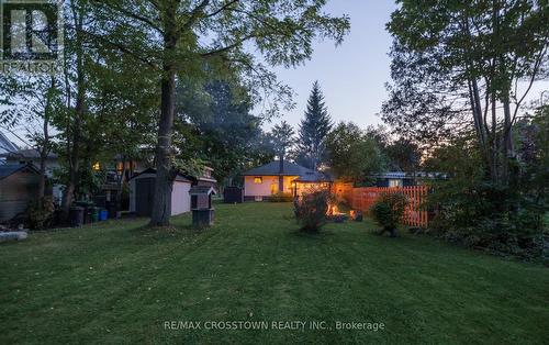 47 Lakeshore Road W, Oro-Medonte, ON - Outdoor With Backyard