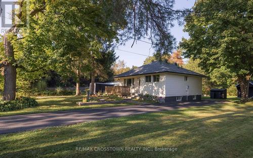 47 Lakeshore Road W, Oro-Medonte, ON - Outdoor