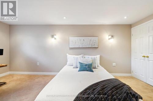 1880 Silverberry Crescent, Mississauga, ON - Indoor Photo Showing Bedroom