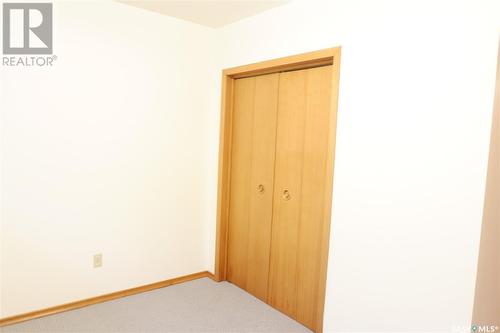 502 4Th Avenue E, Assiniboia, SK - Indoor Photo Showing Other Room