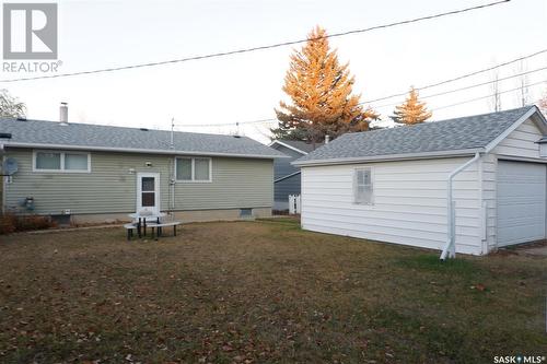 502 4Th Avenue E, Assiniboia, SK - Outdoor With Exterior