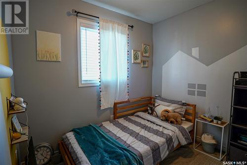 102 Blakeney Crescent, Saskatoon, SK - Indoor Photo Showing Bedroom