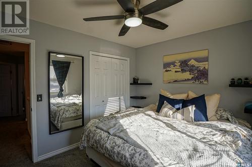 102 Blakeney Crescent, Saskatoon, SK - Indoor Photo Showing Bedroom