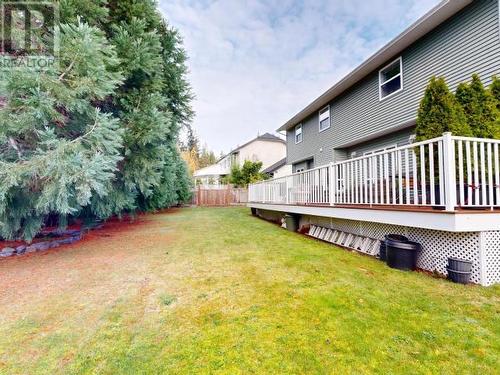 3415 Theodosia Ave, Powell River, BC - Outdoor With Deck Patio Veranda