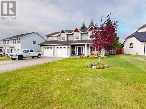 3415 Theodosia Ave, Powell River, BC - Outdoor With Facade