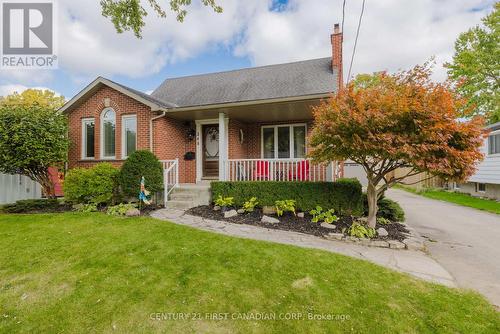 348 Kenmore Place, London, ON - Outdoor With Deck Patio Veranda