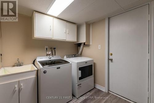 348 Kenmore Place, London, ON - Indoor Photo Showing Laundry Room