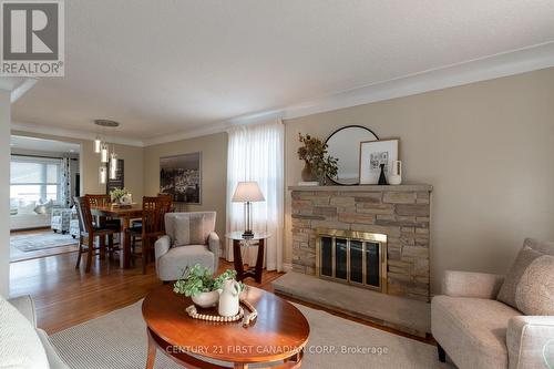 348 Kenmore Place, London, ON - Indoor Photo Showing Living Room With Fireplace