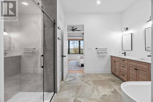 119 Field Street, Lambton Shores (Forest), ON - Indoor Photo Showing Bathroom