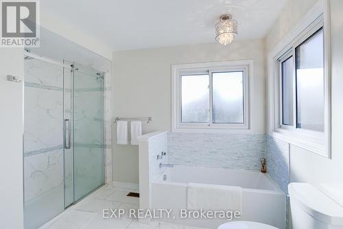 63 Fern Valley Crescent, Richmond Hill, ON - Indoor Photo Showing Bathroom