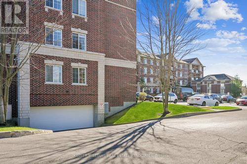 110 - 1440 Gordon Street, Guelph, ON - Outdoor