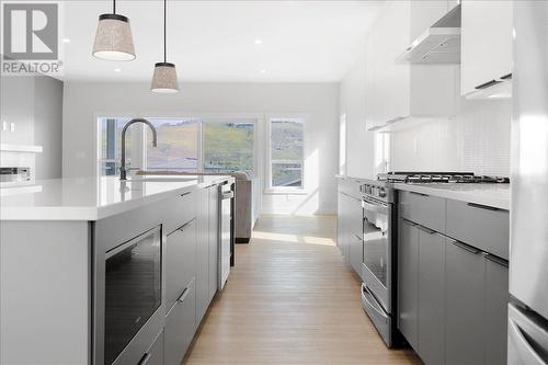 7760 Okanagan Landing Road Unit# 131, Vernon, BC - Indoor Photo Showing Kitchen With Upgraded Kitchen