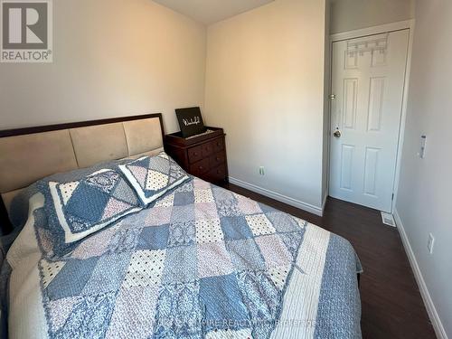 61 Francis Street, Hamilton, ON - Indoor Photo Showing Bedroom