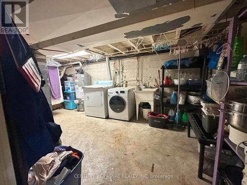 61 Francis Street, Hamilton, ON - Indoor Photo Showing Laundry Room