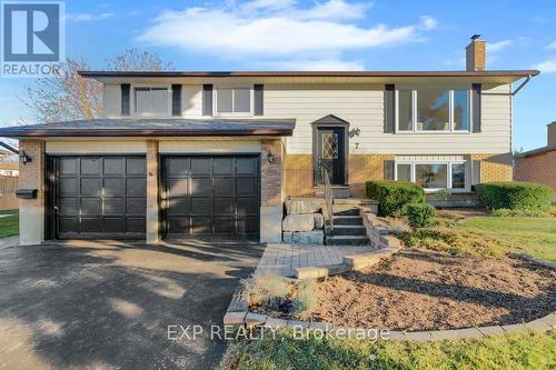 7 Phoebe Crescent, Woolwich, ON - Outdoor With Facade