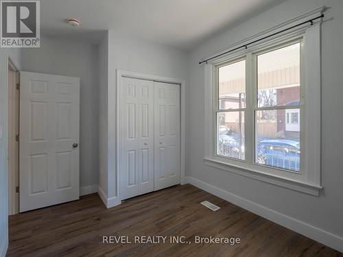 1 - 116 Myrtle Avenue, Hamilton, ON - Indoor Photo Showing Other Room