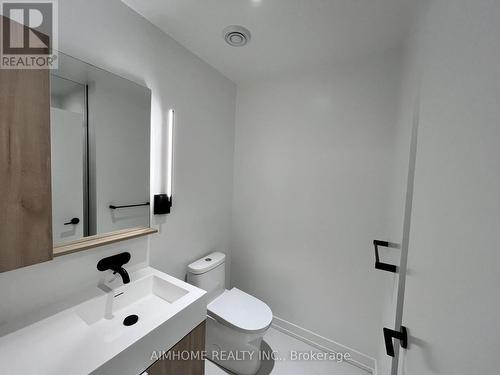 1109S - 127 Broadway Avenue, Toronto, ON - Indoor Photo Showing Bathroom