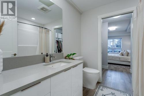 191 Hollywood Road S Unit# 102, Kelowna, BC - Indoor Photo Showing Bathroom