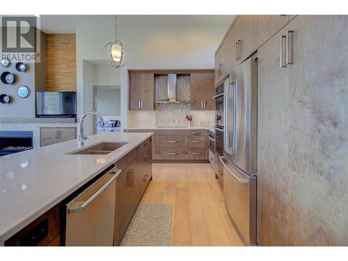 8010 Graystone Drive, Coldstream, BC - Indoor Photo Showing Kitchen With Stainless Steel Kitchen With Double Sink