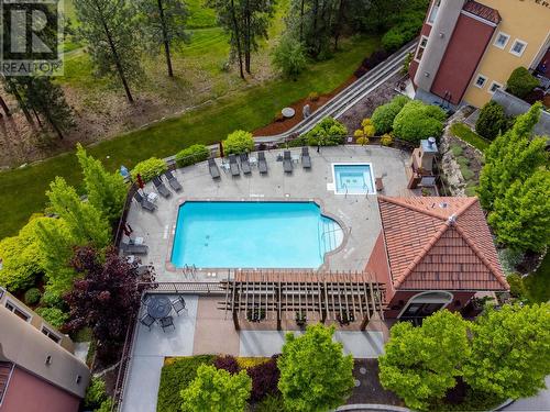 1795 Country Club Drive Unit# 102, Kelowna, BC - Outdoor With In Ground Pool