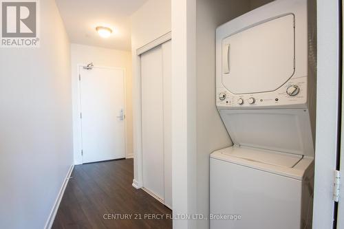 Ph12 - 51 East Liberty Street, Toronto, ON - Indoor Photo Showing Laundry Room