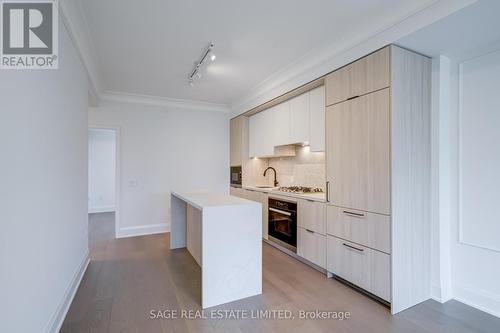 1103 - 123 Portland Street, Toronto, ON - Indoor Photo Showing Kitchen