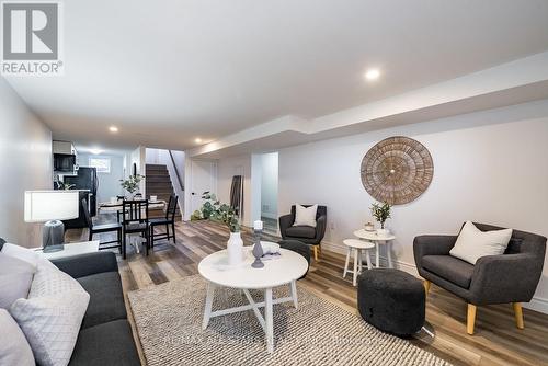 21250 Highway 12, Scugog, ON - Indoor Photo Showing Living Room