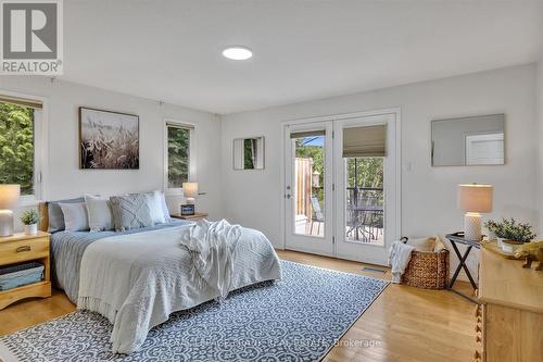 3033 Freeburn Lane, Smith-Ennismore-Lakefield (Lakefield), ON - Indoor Photo Showing Bedroom