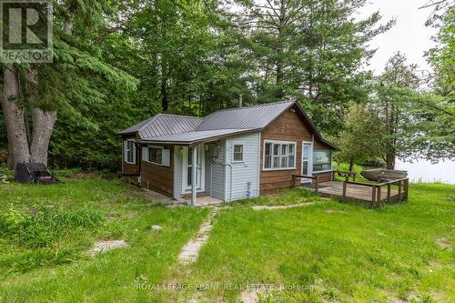 3033 Freeburn Lane, Smith-Ennismore-Lakefield (Lakefield), ON - Outdoor