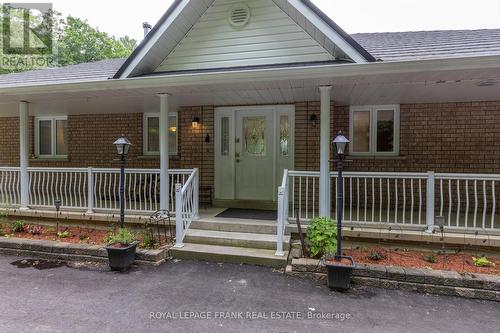 3033 Freeburn Lane, Smith-Ennismore-Lakefield (Lakefield), ON - Outdoor With Deck Patio Veranda