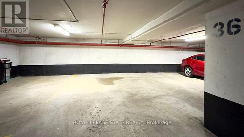 1602 - 120 Duke Street, Hamilton, ON - Indoor Photo Showing Garage