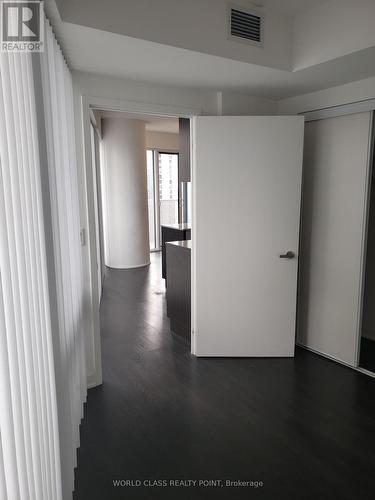 2207 - 100 Harbour Street, Toronto, ON - Indoor Photo Showing Other Room