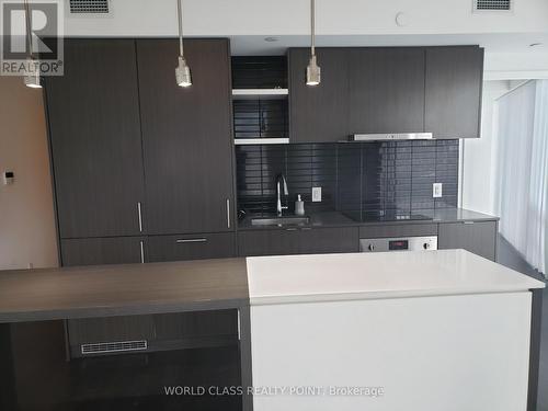 2207 - 100 Harbour Street, Toronto, ON - Indoor Photo Showing Kitchen