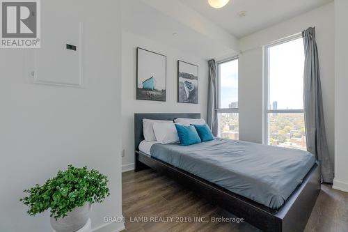 2110 - 55 Regent Park Boulevard, Toronto, ON - Indoor Photo Showing Bedroom