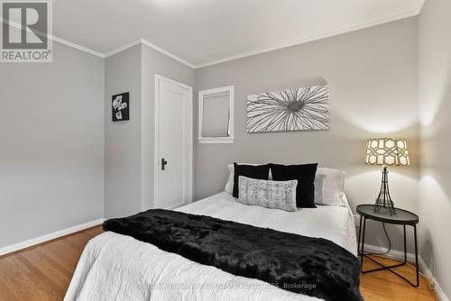 161 Parkhurst Boulevard, Toronto, ON - Indoor Photo Showing Bedroom