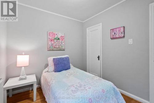 161 Parkhurst Boulevard, Toronto, ON - Indoor Photo Showing Bedroom