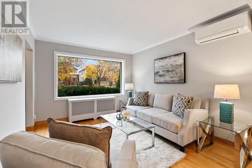 161 Parkhurst Boulevard, Toronto, ON - Indoor Photo Showing Living Room