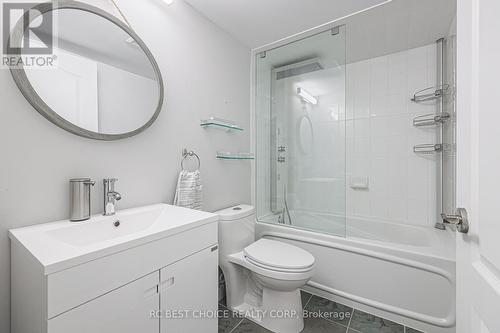 504 - 1103 Leslie Street, Toronto, ON - Indoor Photo Showing Bathroom