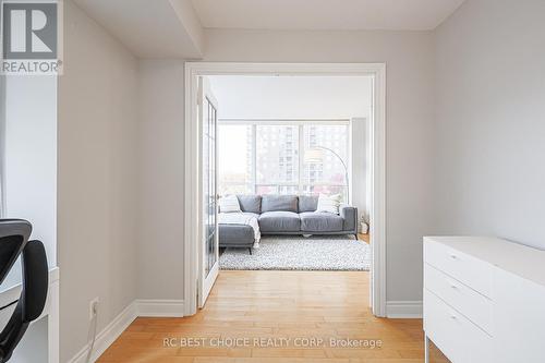 504 - 1103 Leslie Street, Toronto, ON - Indoor