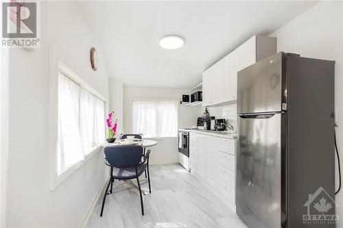 456 Bronson Avenue Unit#1, Ottawa, ON - Indoor Photo Showing Kitchen