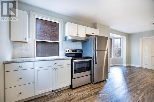 283 Jarvis Street, Oshawa, ON - Indoor Photo Showing Kitchen