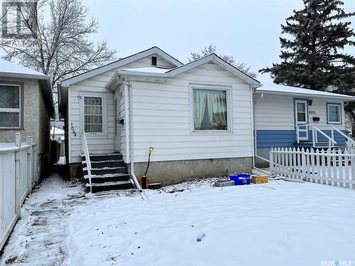 1004 Argyle Street, Regina, SK - Outdoor