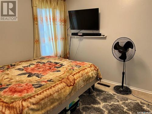 1004 Argyle Street, Regina, SK - Indoor Photo Showing Bedroom