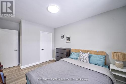 386 Paliser Crescent N, Richmond Hill, ON - Indoor Photo Showing Bedroom