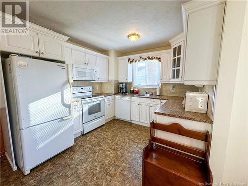 30 Princess Street, Sackville, NB - Indoor Photo Showing Kitchen