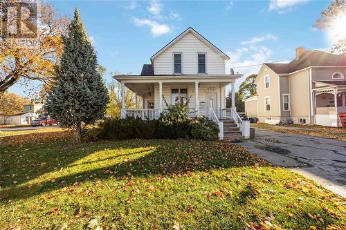 364 Shepherd Street, Sarnia, ON - Outdoor With Deck Patio Veranda With Facade