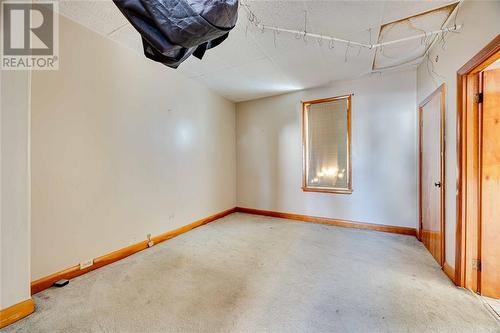 364 Shepherd Street, Sarnia, ON - Indoor Photo Showing Other Room