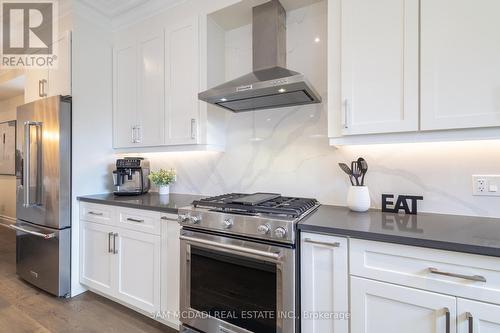 34A Pine Avenue N, Mississauga, ON - Indoor Photo Showing Kitchen With Upgraded Kitchen